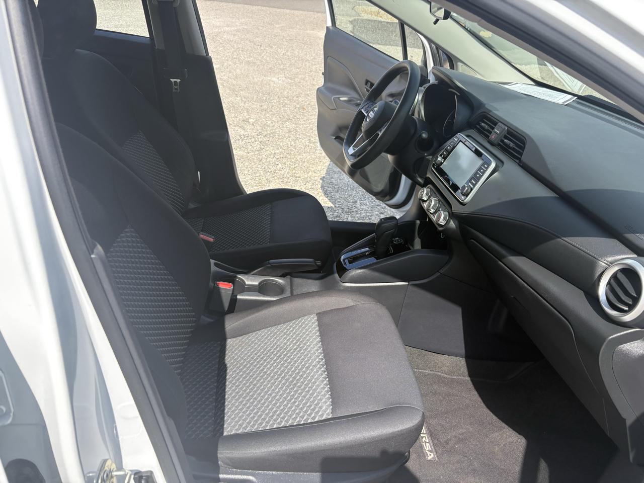Nissan Versa S CVT 2021