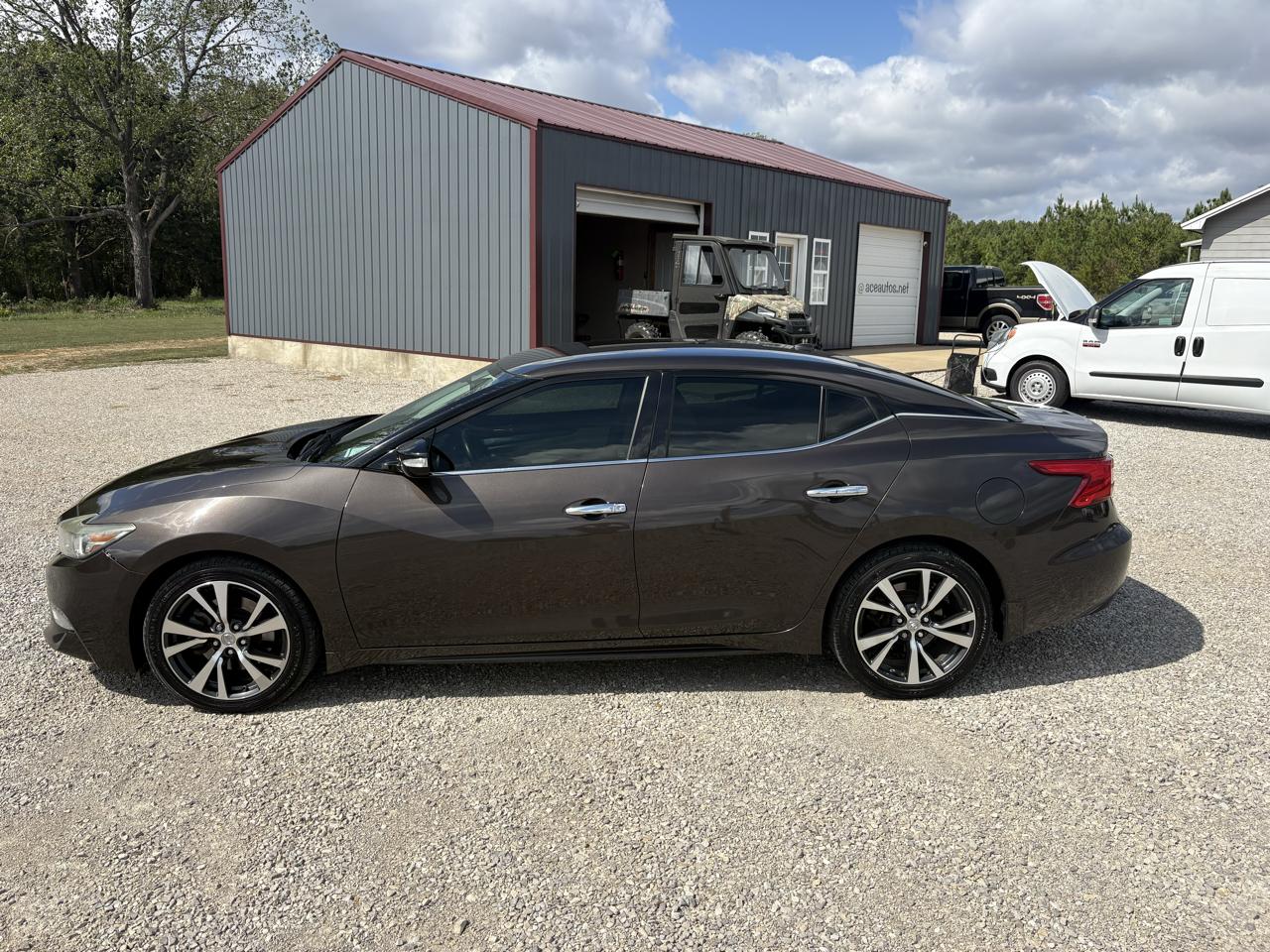 Nissan Maxima 3.5 SV 2016