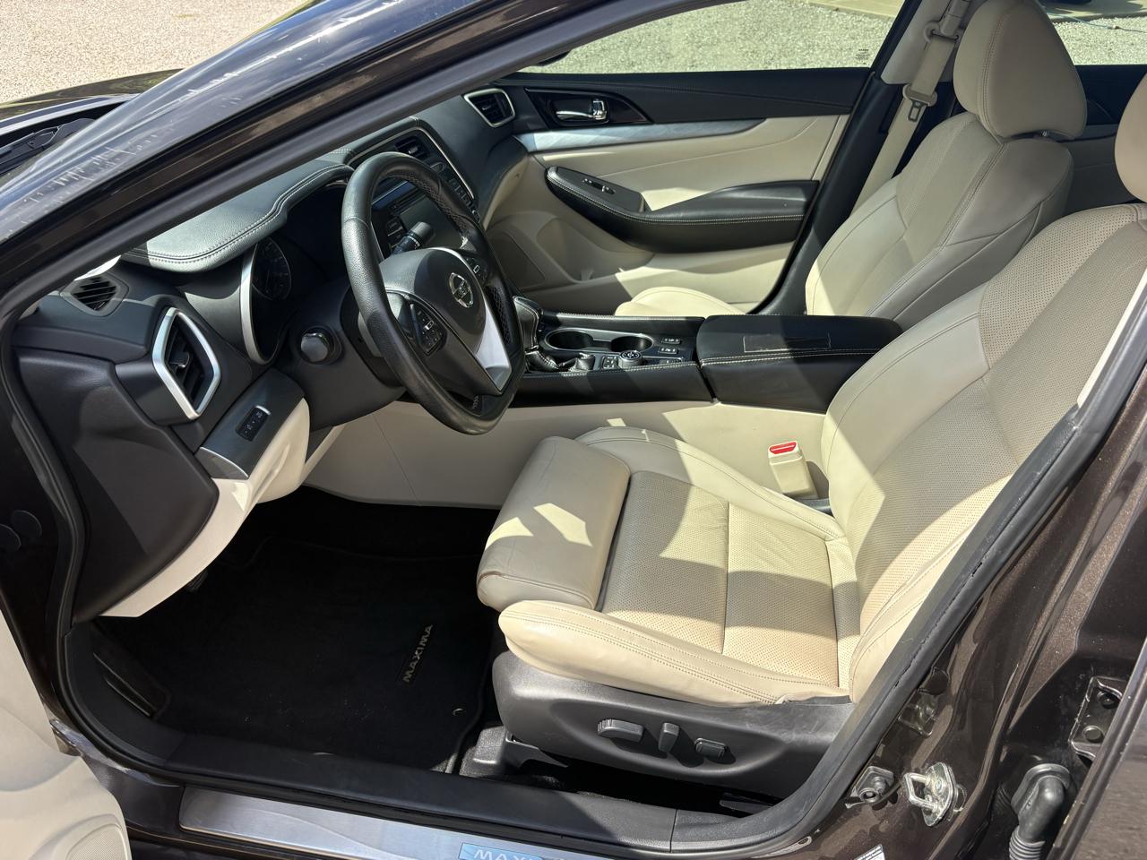 Nissan Maxima 3.5 SV 2016