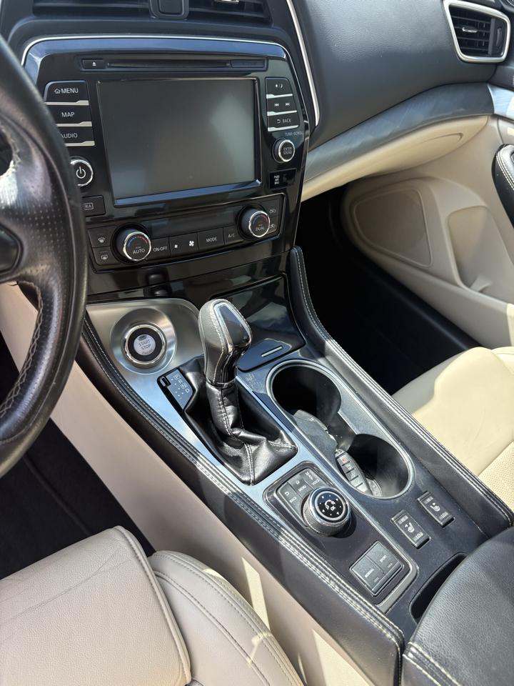 Nissan Maxima 3.5 SV 2016