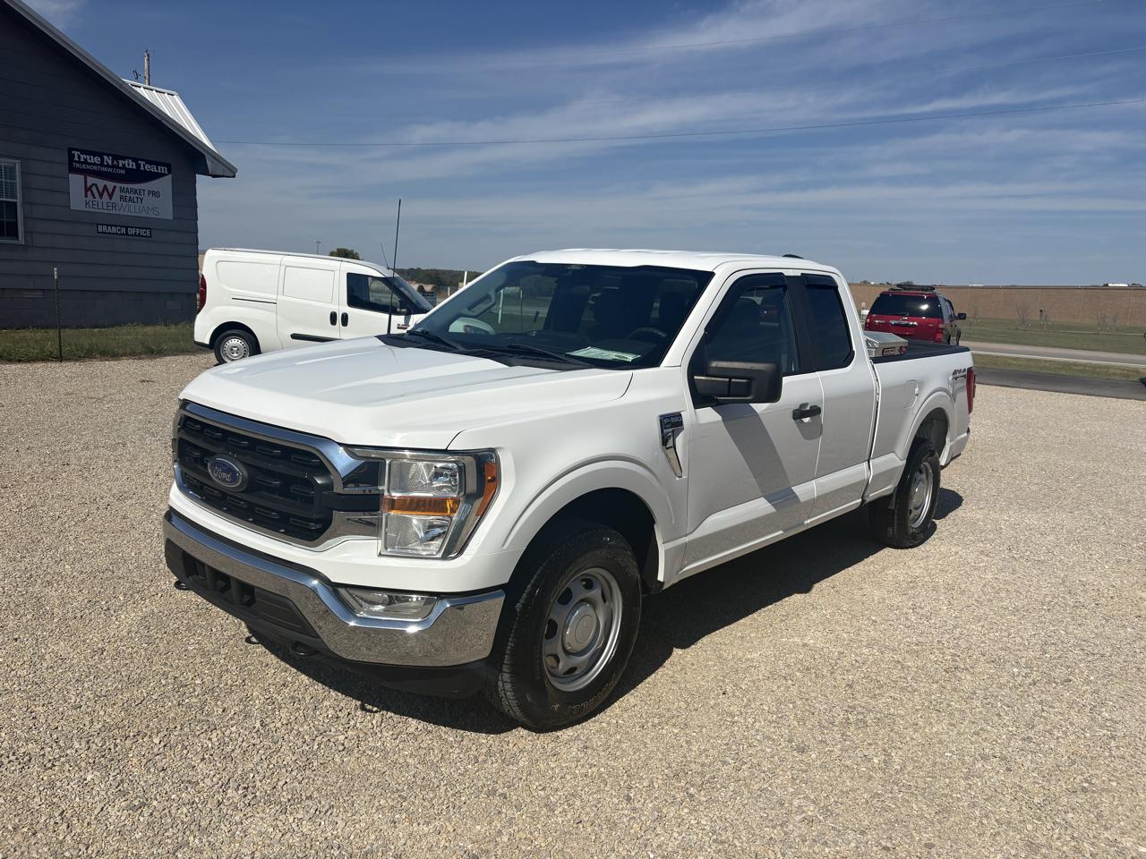 Ford F-150 4WD SuperCab 133" XLT 2021