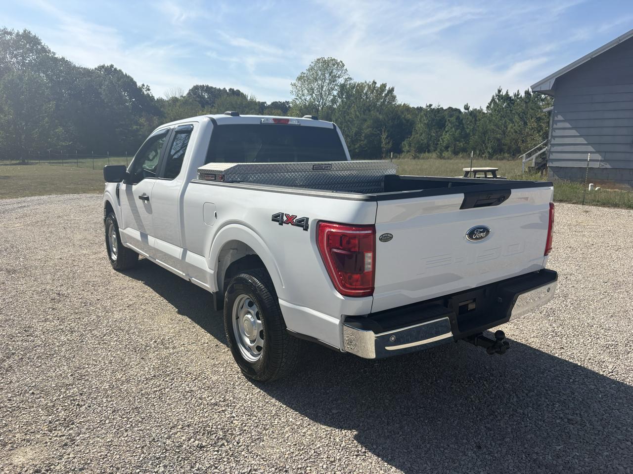 Ford F-150 4WD SuperCab 133" XLT 2021