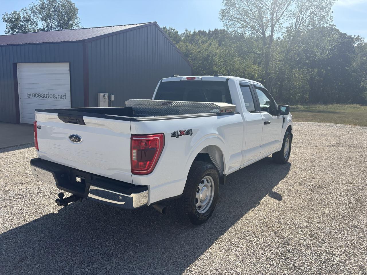 Ford F-150 4WD SuperCab 133" XLT 2021