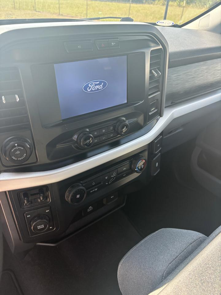 Ford F-150 4WD SuperCab 133" XLT 2021