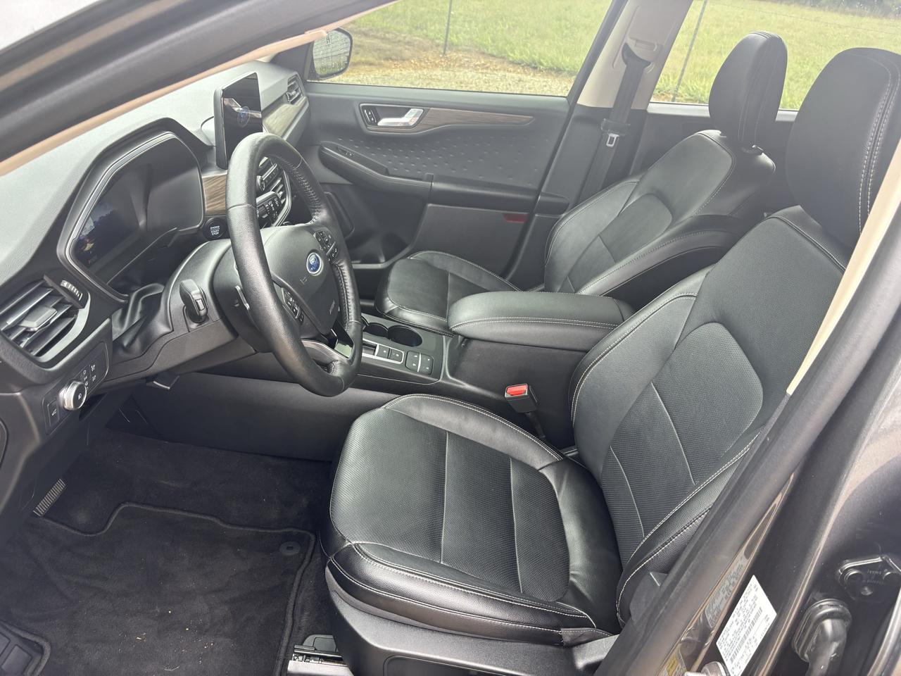Ford Escape Titanium 4WD 2020