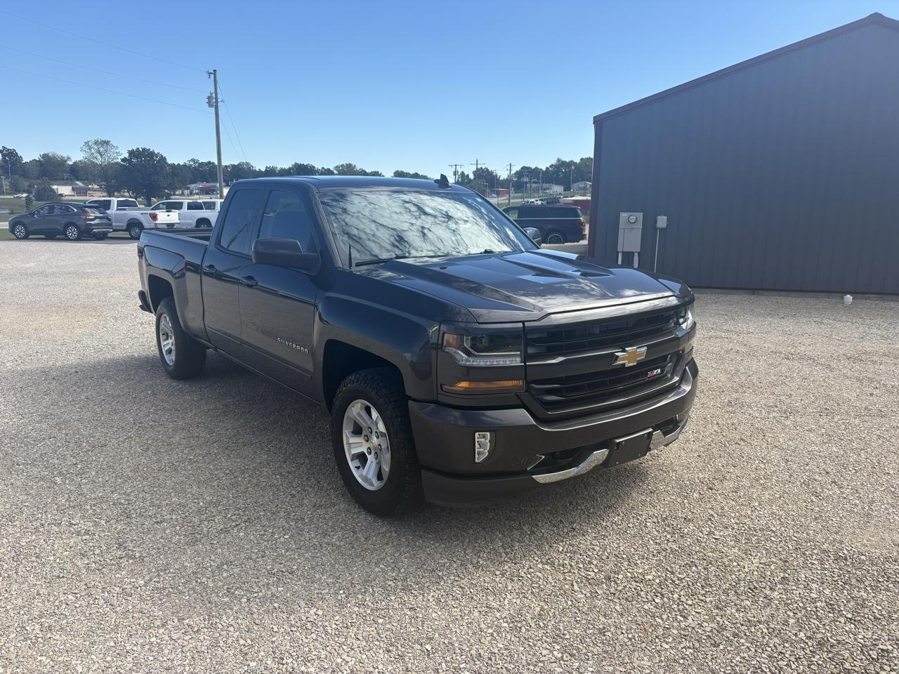Chevrolet Silverado 1500 4WD Double Cab 143.5" LT w/2LT 2016