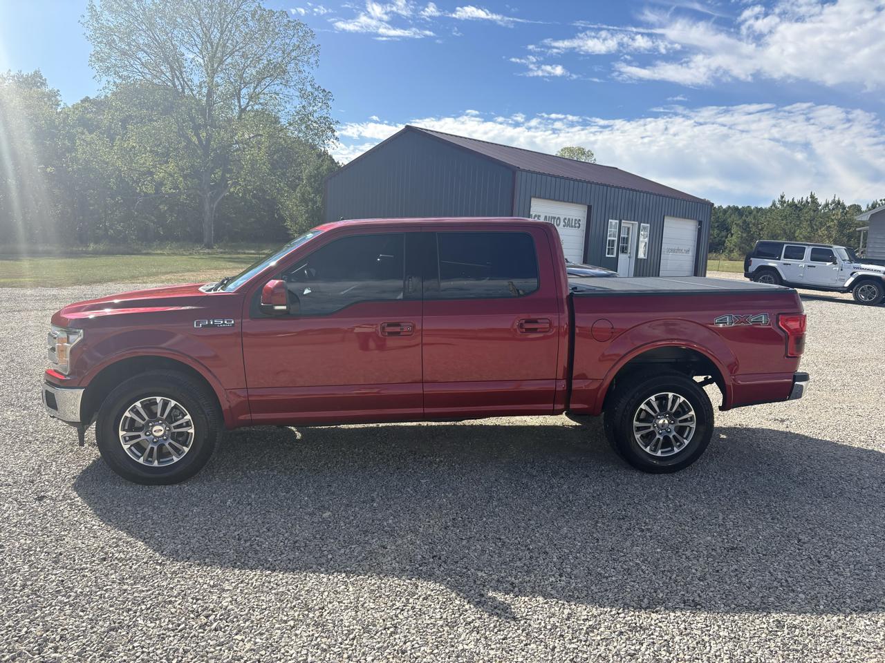 Ford F-150 4WD SuperCrew 139" Lariat 2020