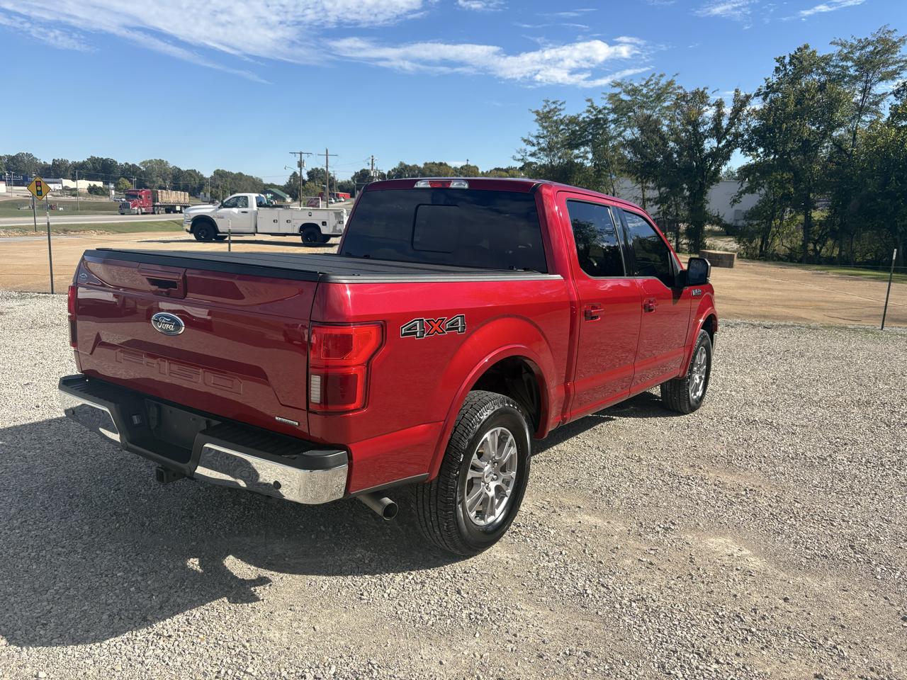 Ford F-150 4WD SuperCrew 139" Lariat 2020