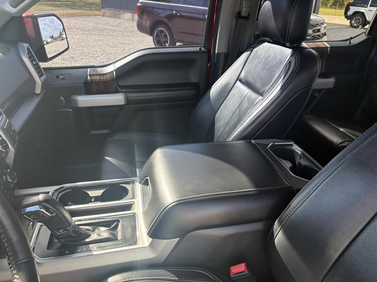 Ford F-150 4WD SuperCrew 139" Lariat 2020