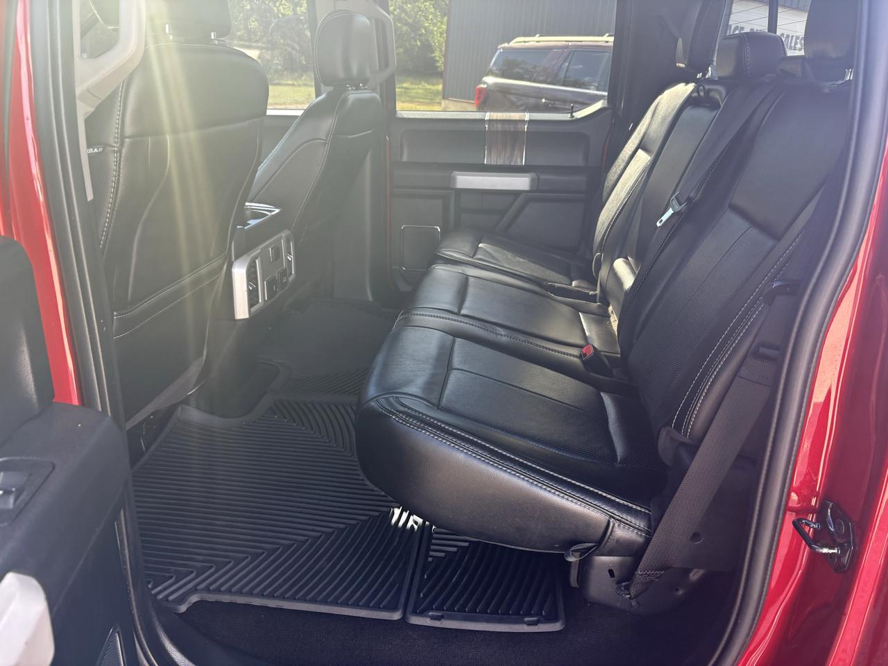 Ford F-150 4WD SuperCrew 139" Lariat 2020