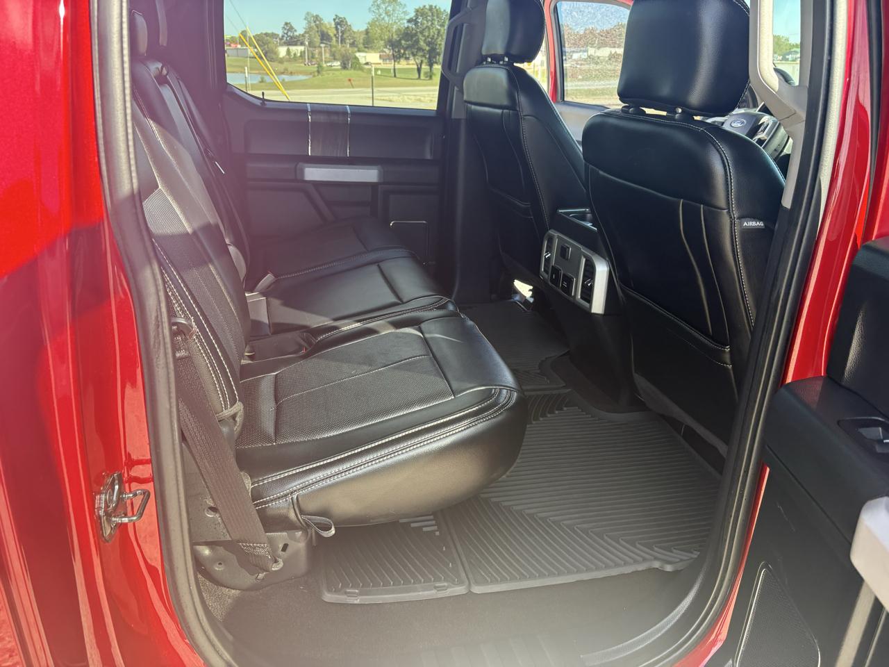 Ford F-150 4WD SuperCrew 139" Lariat 2020