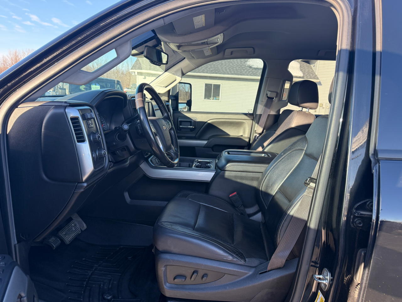 Chevrolet Silverado 2500HD 4WD Crew Cab 153.7" LTZ 2015