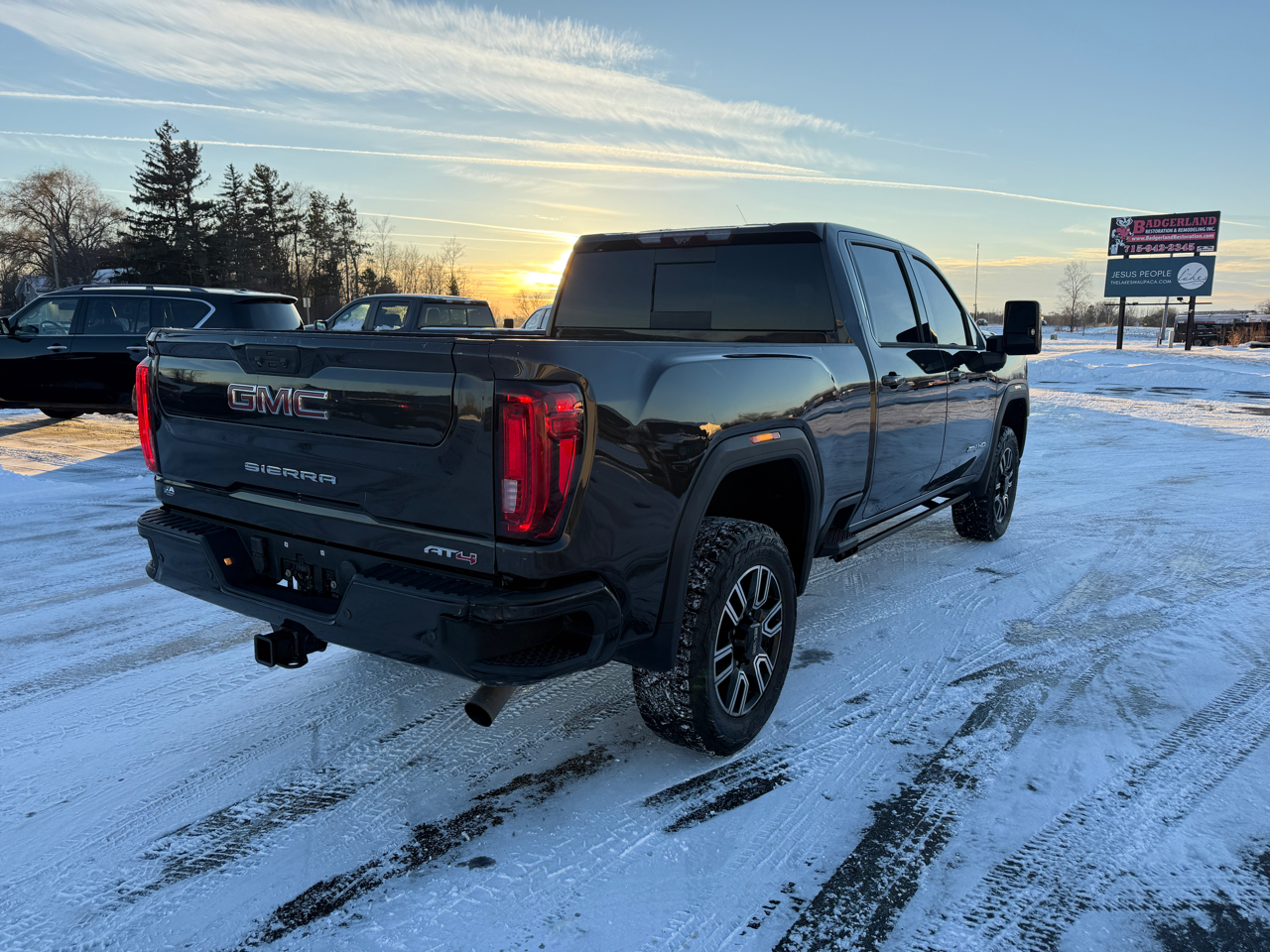 GMC Sierra 3500HD 4WD Crew Cab 159" AT4 2021
