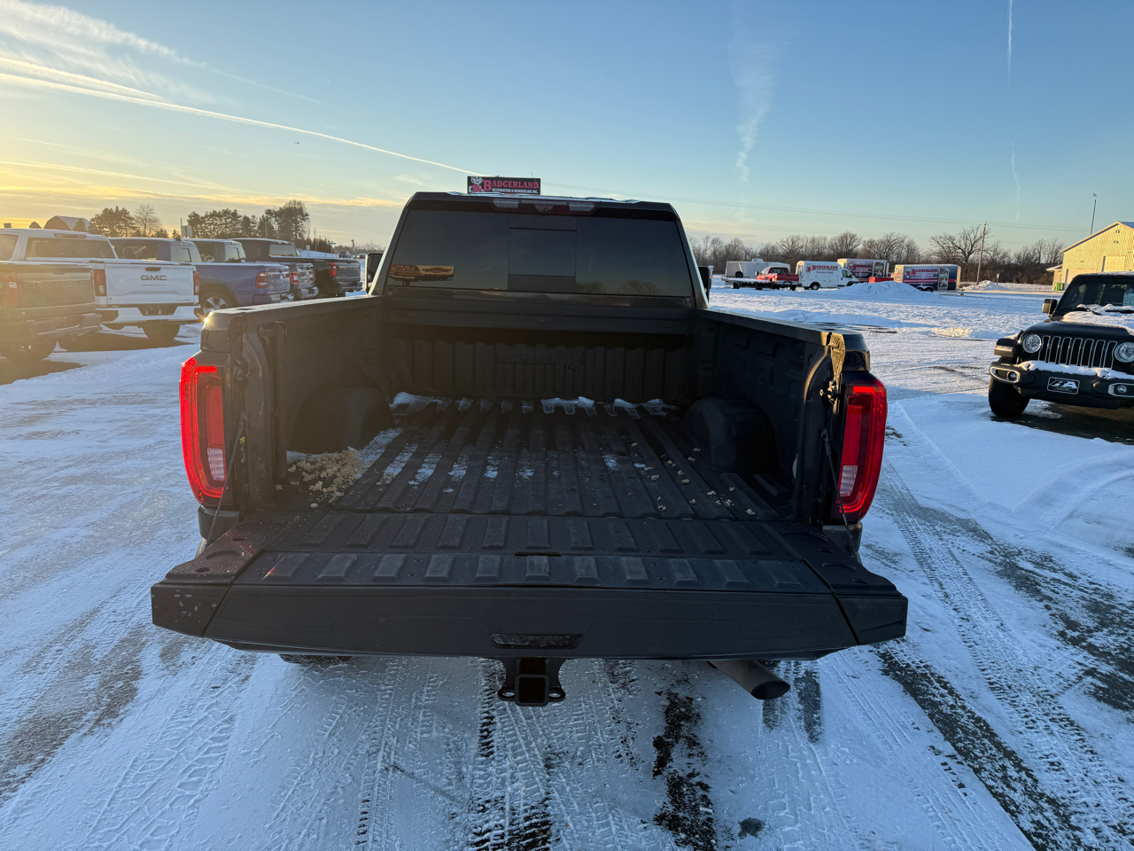 GMC Sierra 3500HD 4WD Crew Cab 159" AT4 2021