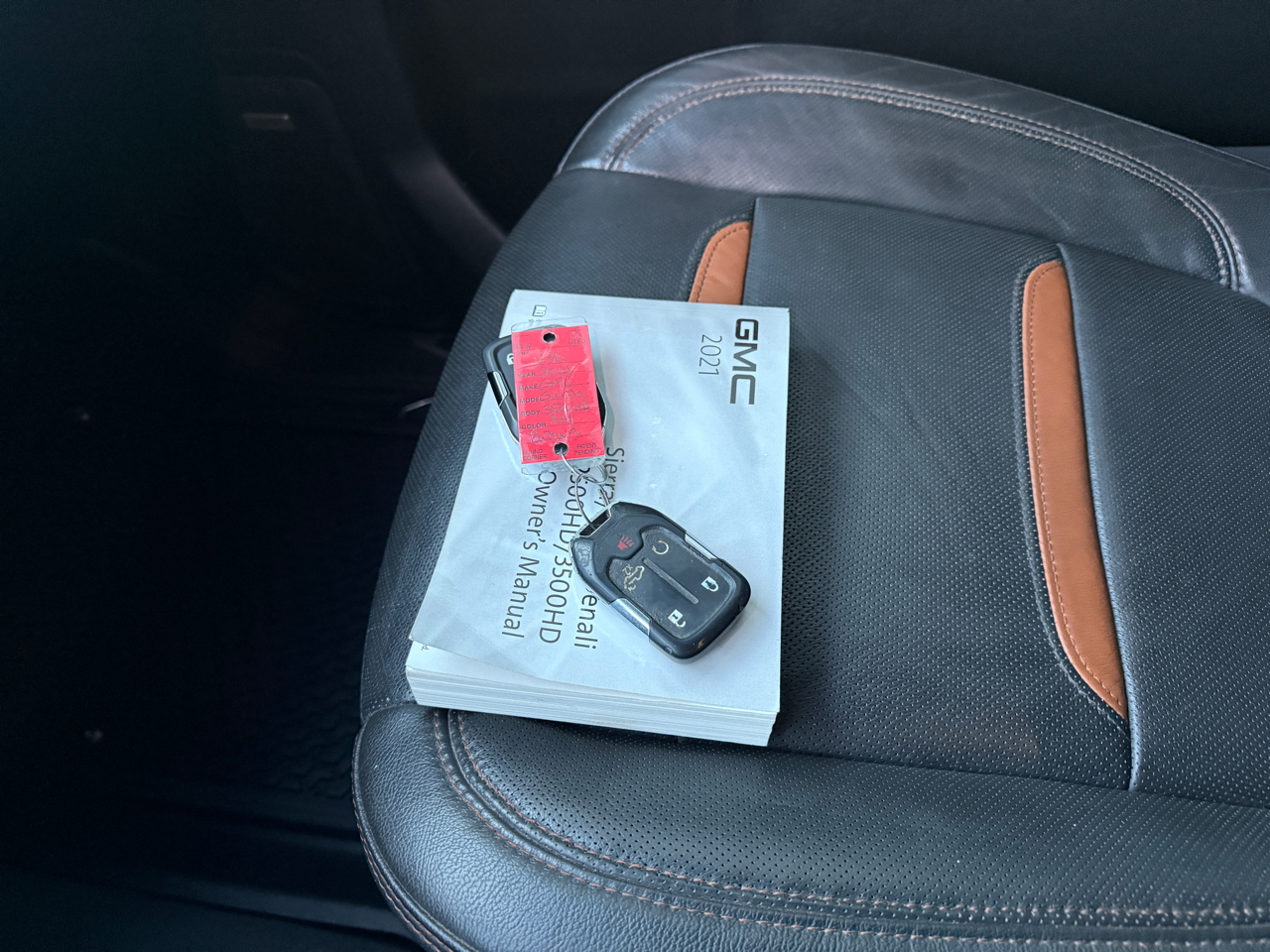 GMC Sierra 3500HD 4WD Crew Cab 159" AT4 2021