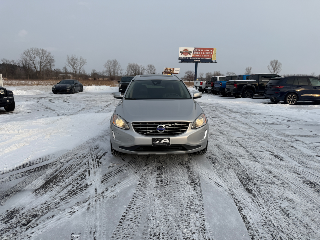 Volvo XC60 AWD 4dr T6 Drive-E 2016