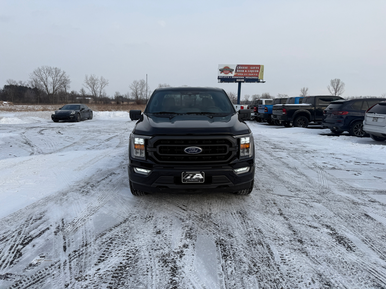 Ford F-150 4WD SuperCrew 145" XLT 2022