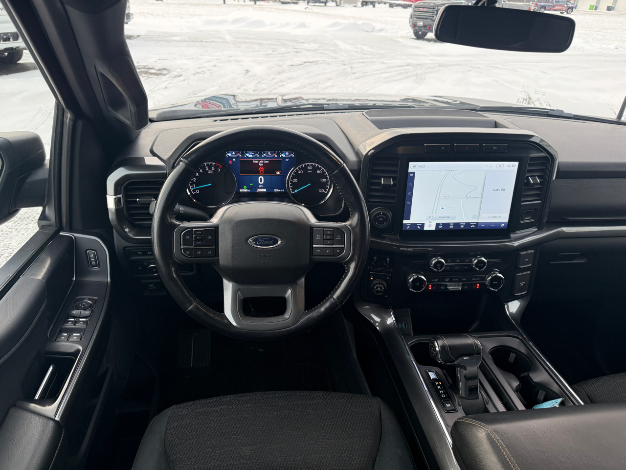 Ford F-150 4WD SuperCrew 145" XLT 2022