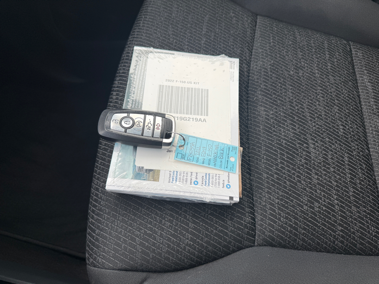 Ford F-150 4WD SuperCrew 145" XLT 2022