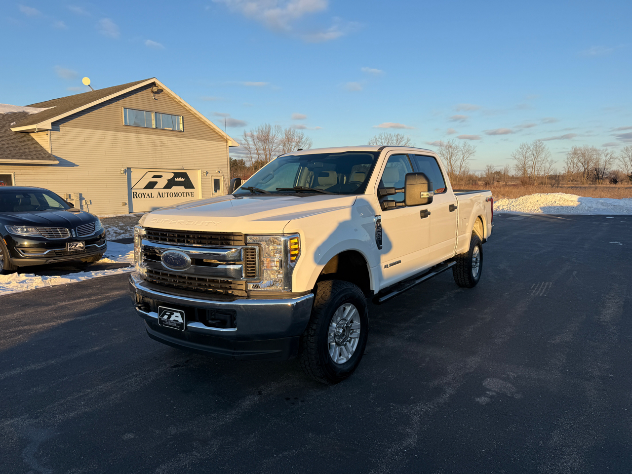 Ford Super Duty F-250 SRW 4WD Crew Cab 156" XLT 2019