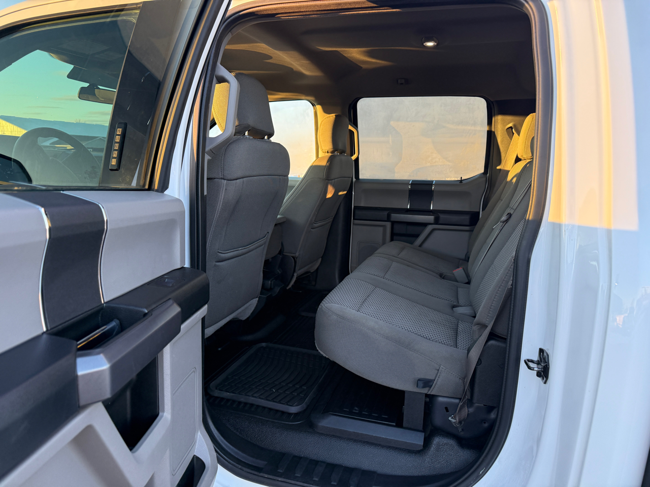 Ford Super Duty F-250 SRW 4WD Crew Cab 156" XLT 2019