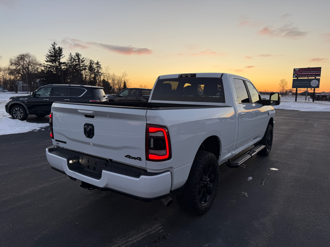 RAM 2500 Big Horn 4x4 Crew Cab 6'4" Box 2023