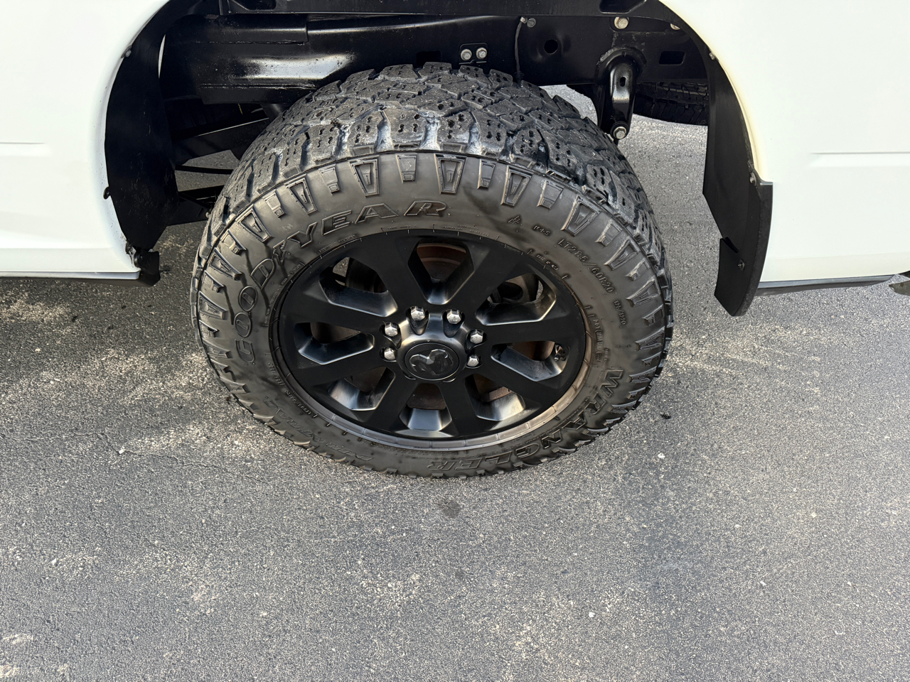 RAM 2500 Big Horn 4x4 Crew Cab 6'4" Box 2023