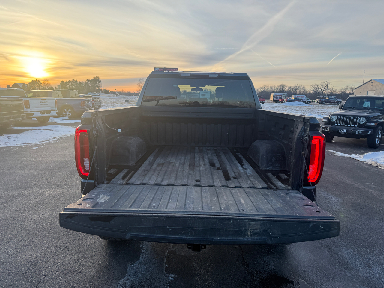 GMC Sierra 1500 4WD Crew Cab 147" Elevation 2019