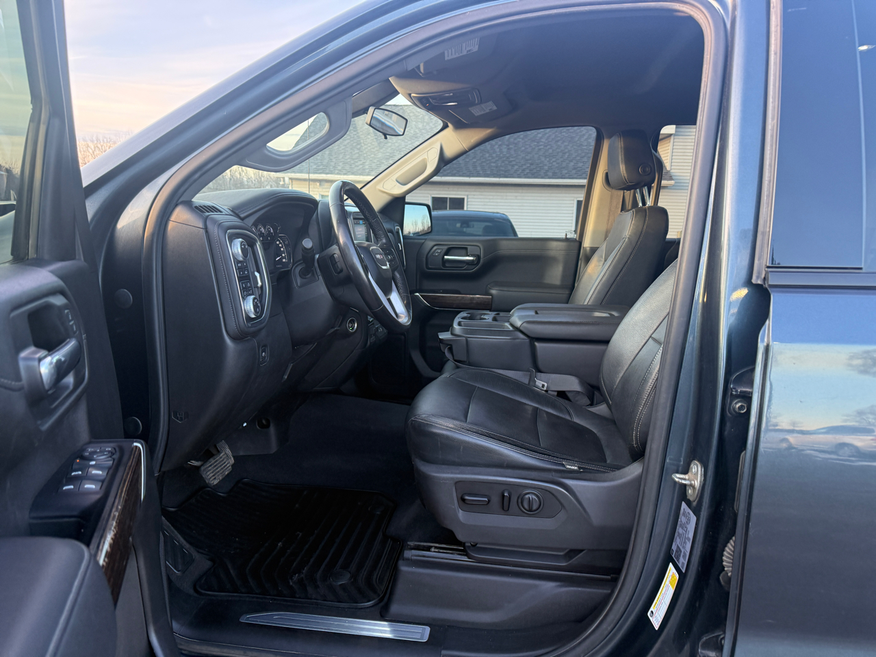 GMC Sierra 1500 4WD Crew Cab 147" Elevation 2019