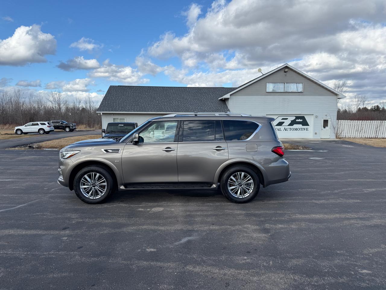 Infiniti QX80 AWD 2018