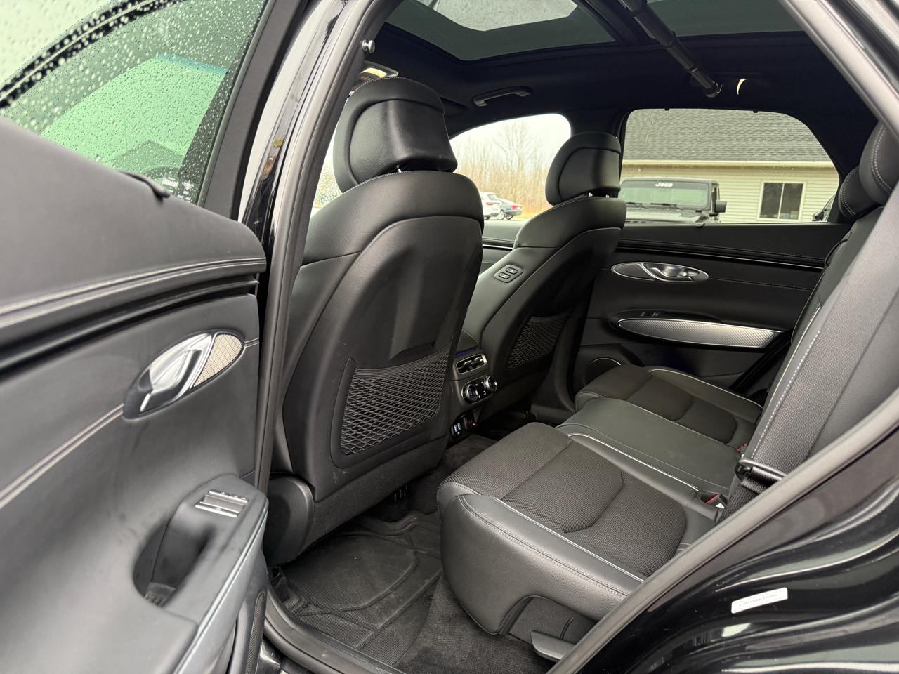 Genesis GV70 2.5T AWD 2023