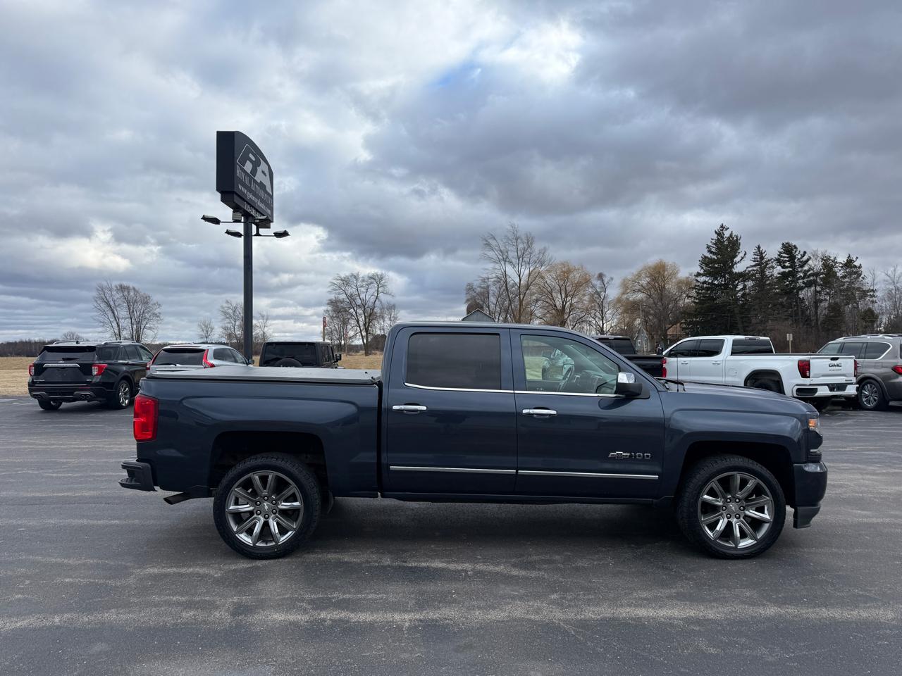Chevrolet Silverado 1500 4WD Crew Cab 143.5" LTZ w/2LZ 2018