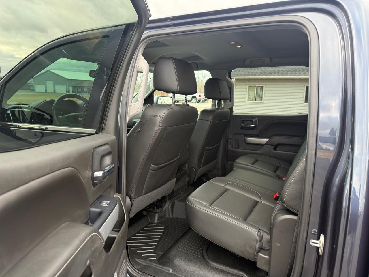 Chevrolet Silverado 1500 4WD Crew Cab 143.5" LTZ w/2LZ 2018