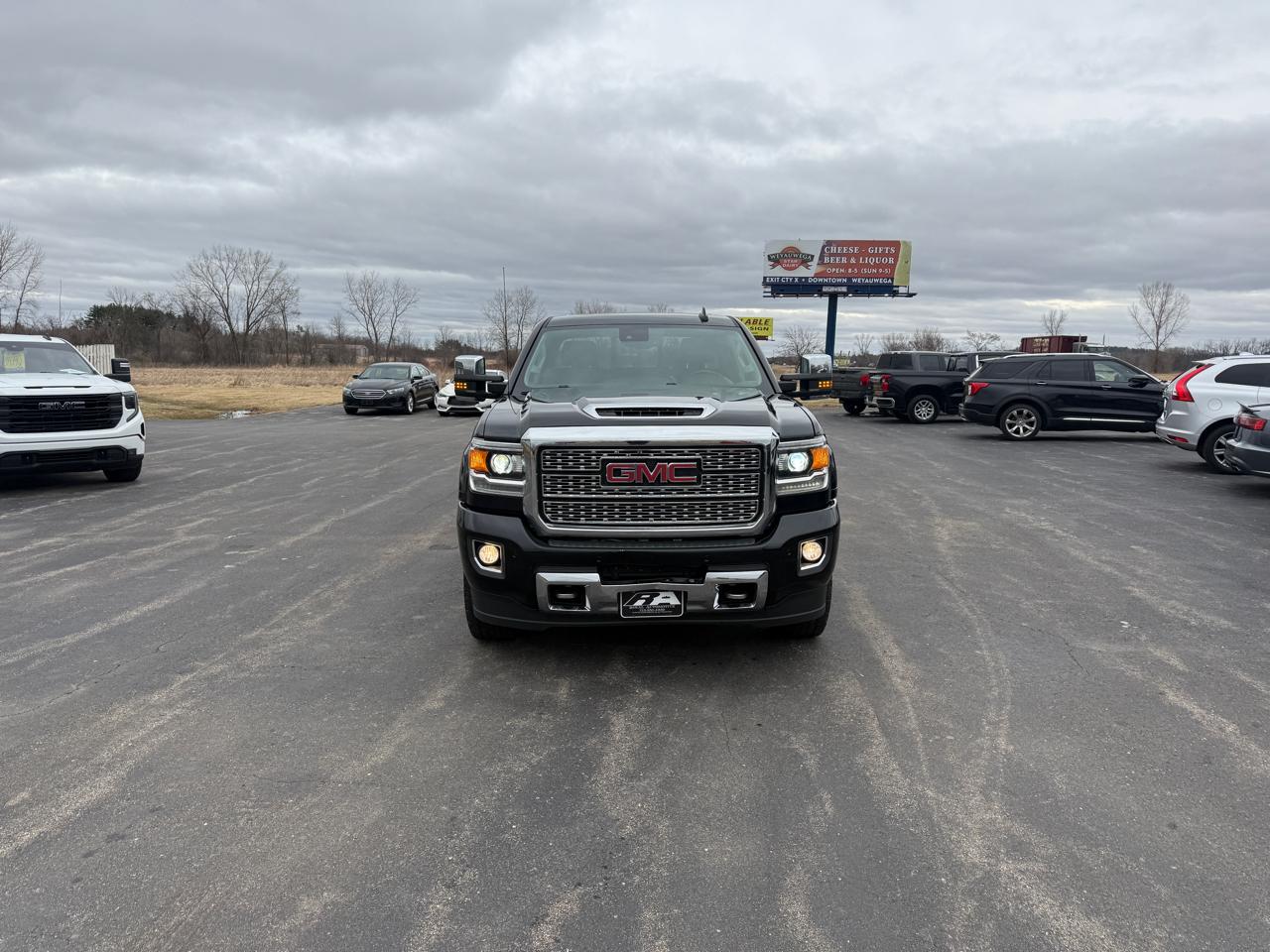 GMC Sierra 2500HD 4WD Crew Cab 153.7" Denali 2018