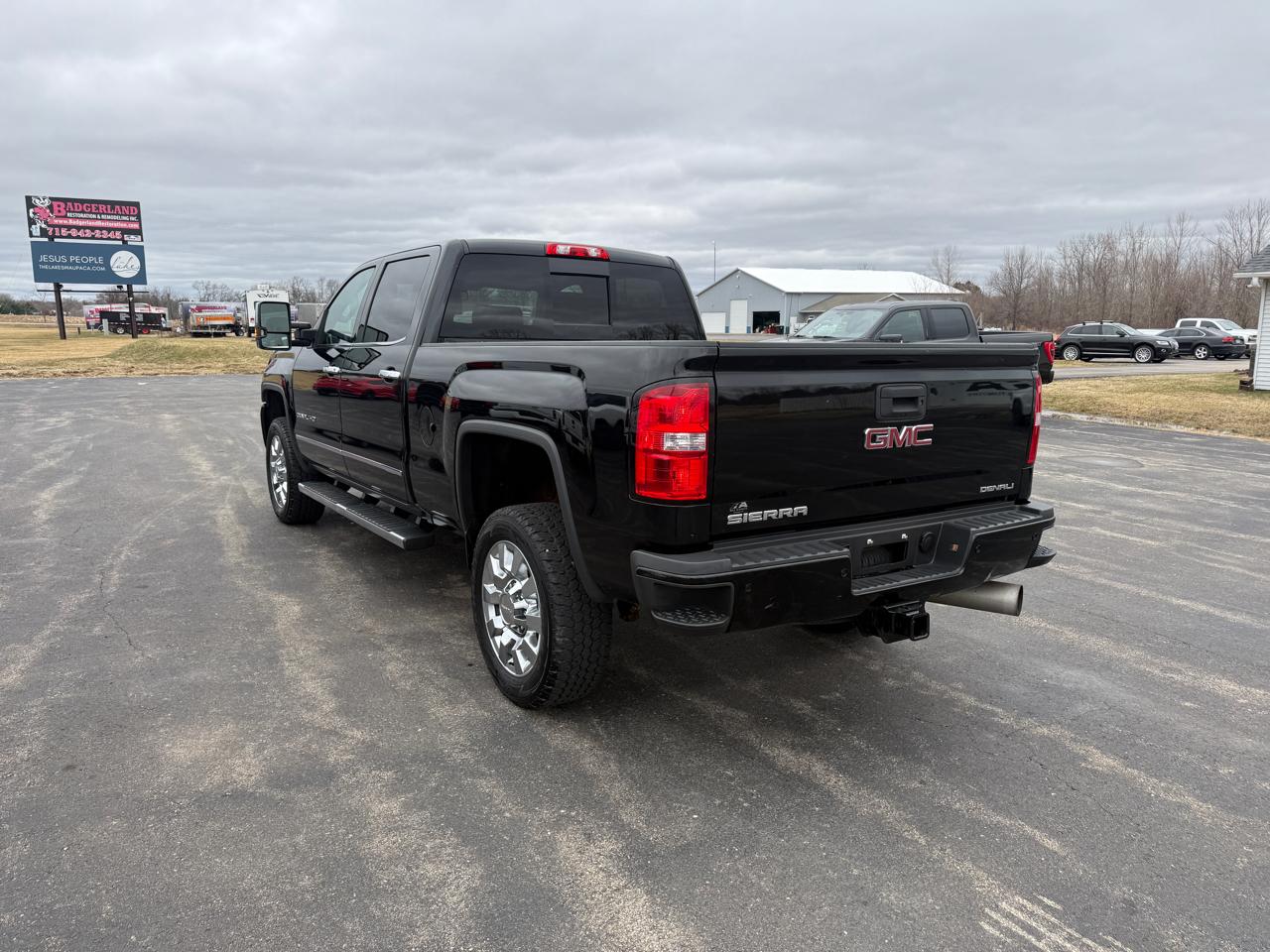 GMC Sierra 2500HD 4WD Crew Cab 153.7" Denali 2018