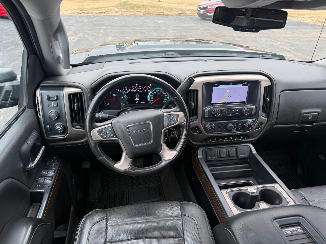GMC Sierra 2500HD 4WD Crew Cab 153.7" Denali 2018