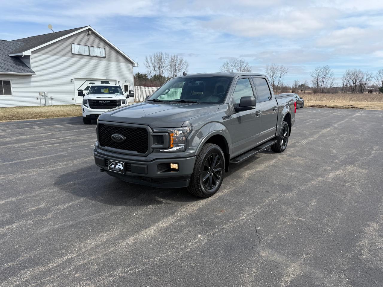 Ford F-150 4WD SuperCrew 145" XLT 2020