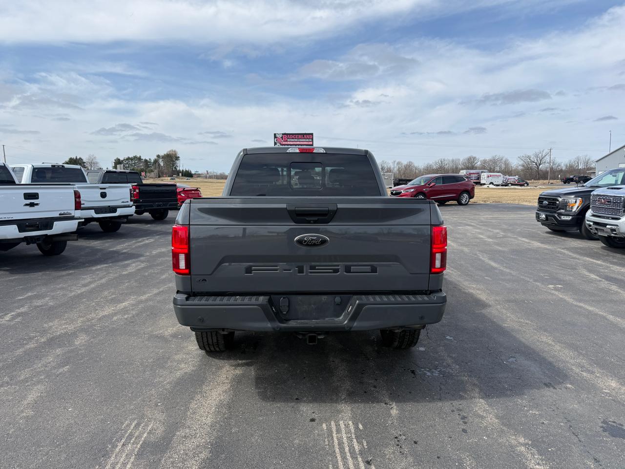 Ford F-150 4WD SuperCrew 145" XLT 2020