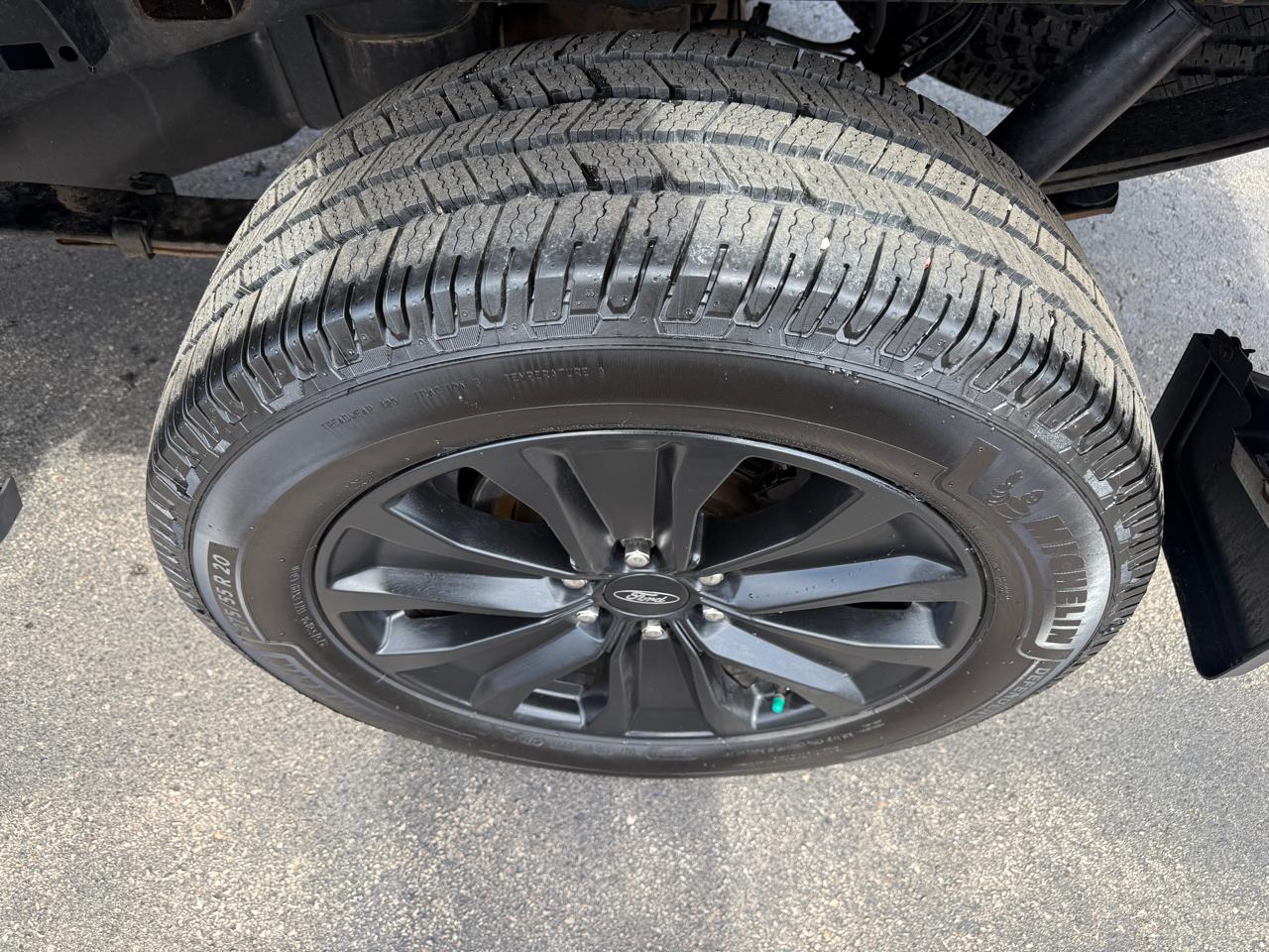 Ford F-150 4WD SuperCrew 145" XLT 2020