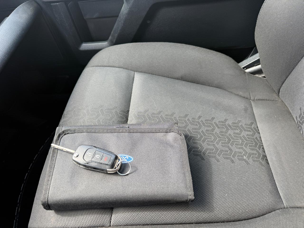 Ford F-150 4WD SuperCrew 145" XLT 2020