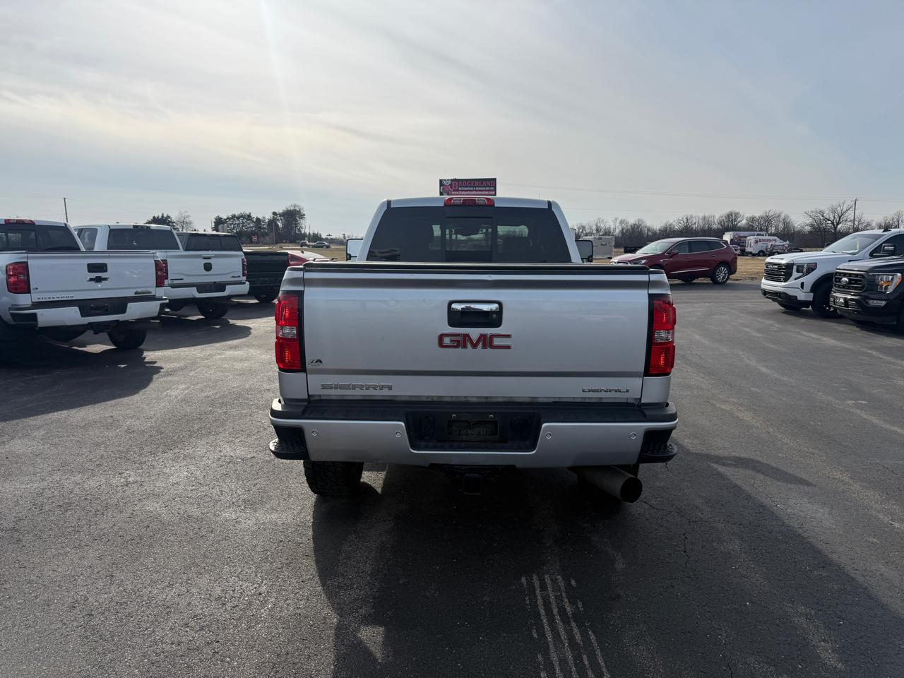GMC Sierra 2500HD 4WD Crew Cab 153.7" Denali 2018