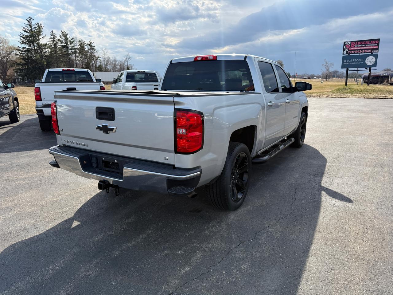 Chevrolet Silverado 1500 2WD Crew Cab 143.5" LT w/1LT 2017