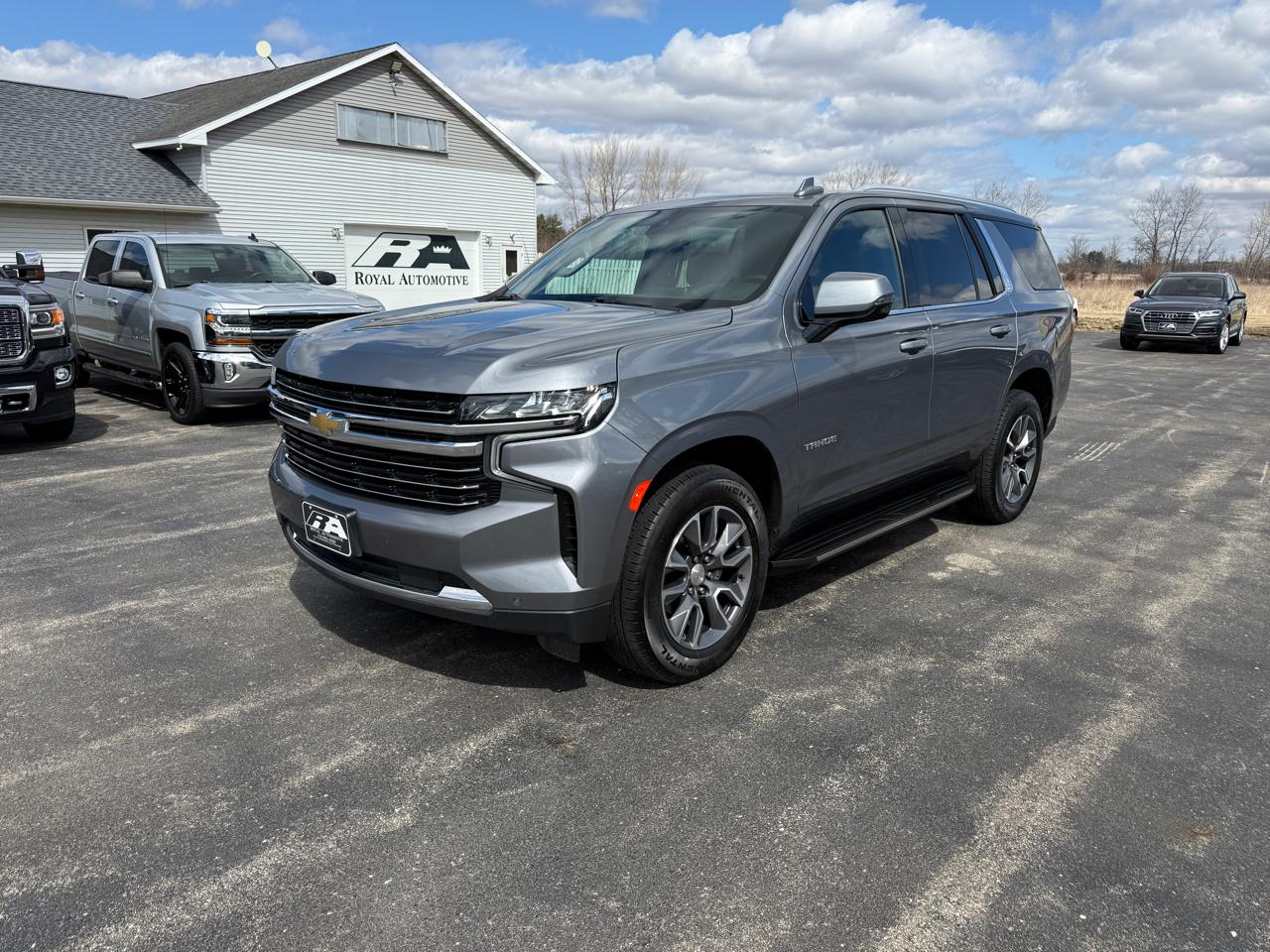 Chevrolet Tahoe 4WD 4dr LT 2021