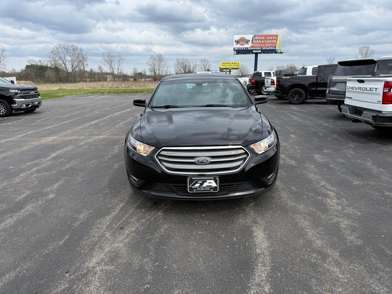 Ford Taurus 4dr Sdn SEL AWD 2016