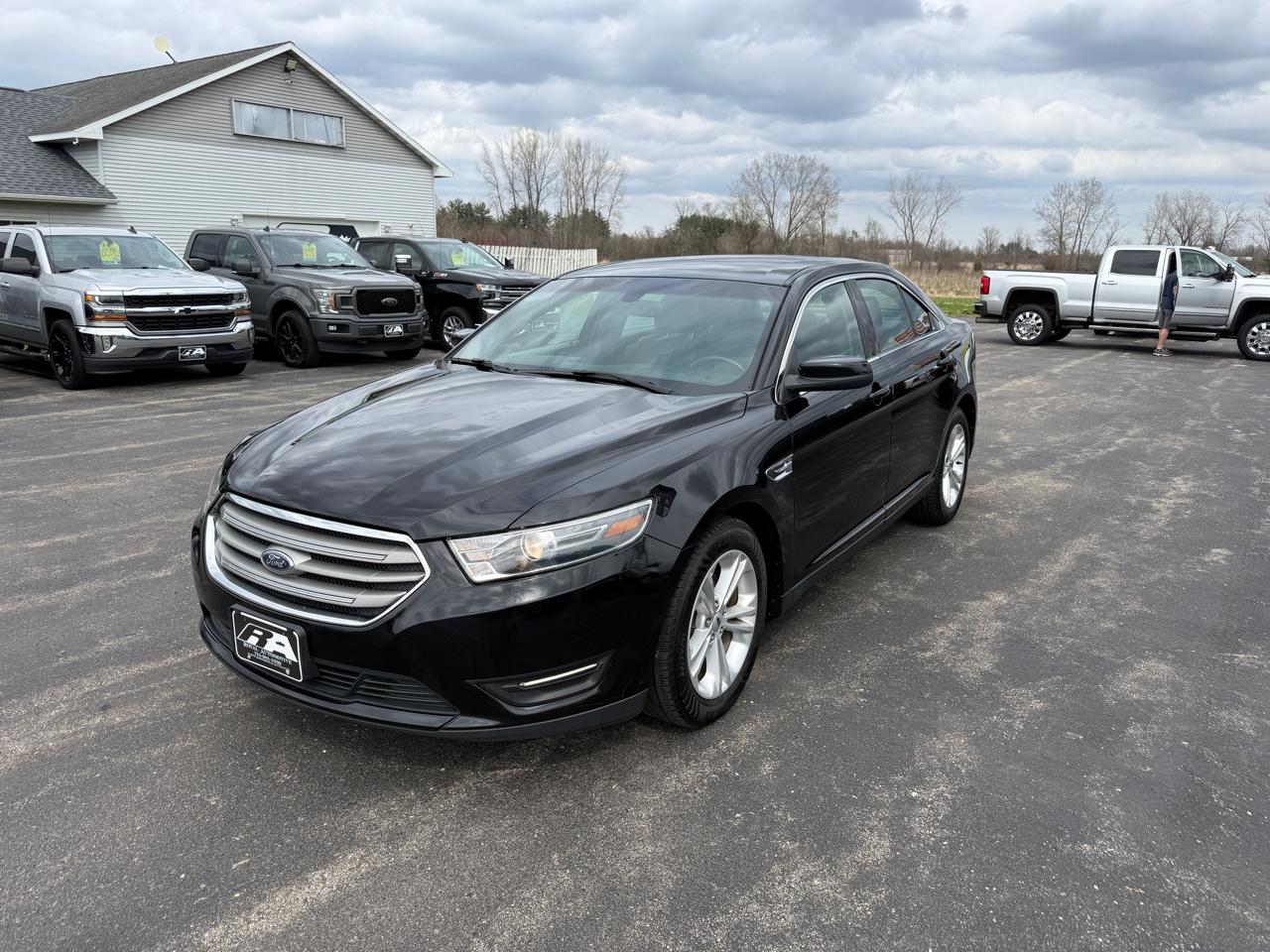Ford Taurus 4dr Sdn SEL AWD 2016