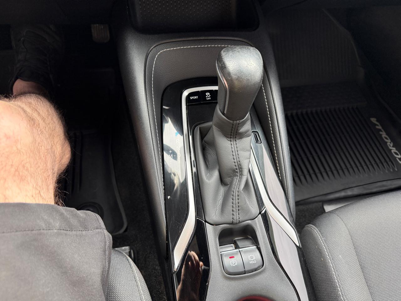 Toyota Corolla Hatchback XSE CVT (Natl) 2019