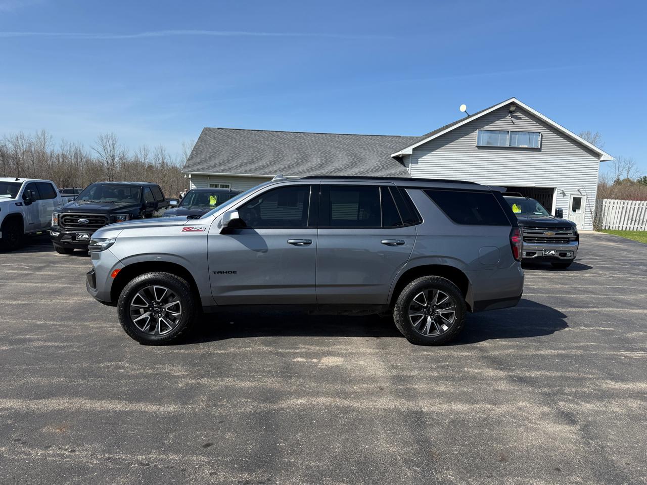 Chevrolet Tahoe 4WD 4dr Z71 2021