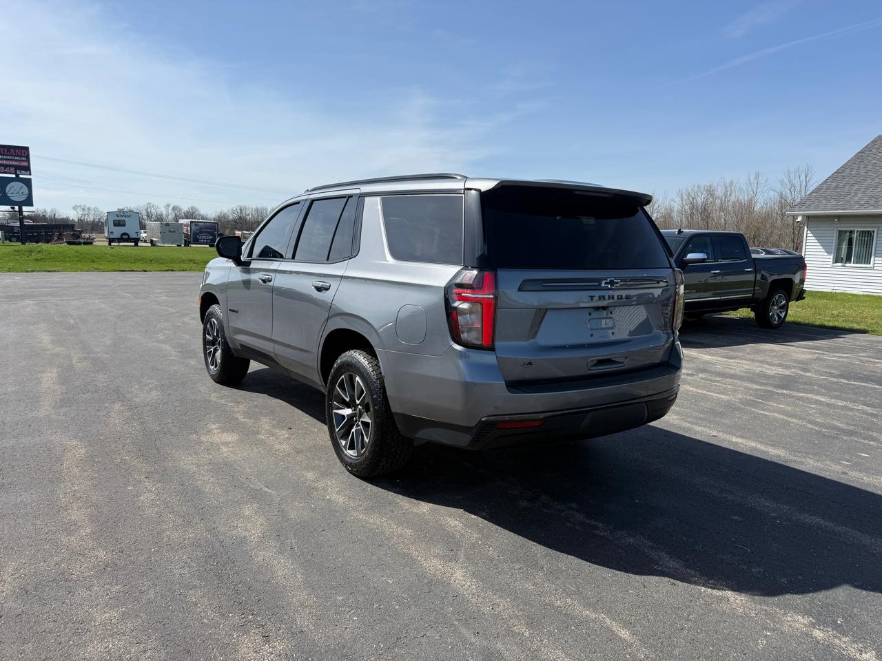 Chevrolet Tahoe 4WD 4dr Z71 2021