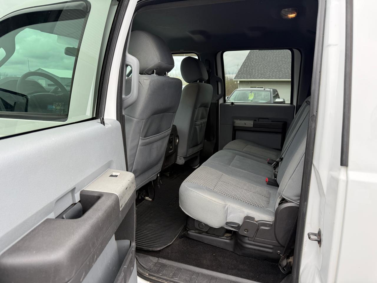 Ford Super Duty F-250 SRW XLT 4WD Crew Cab 8' Box 2015