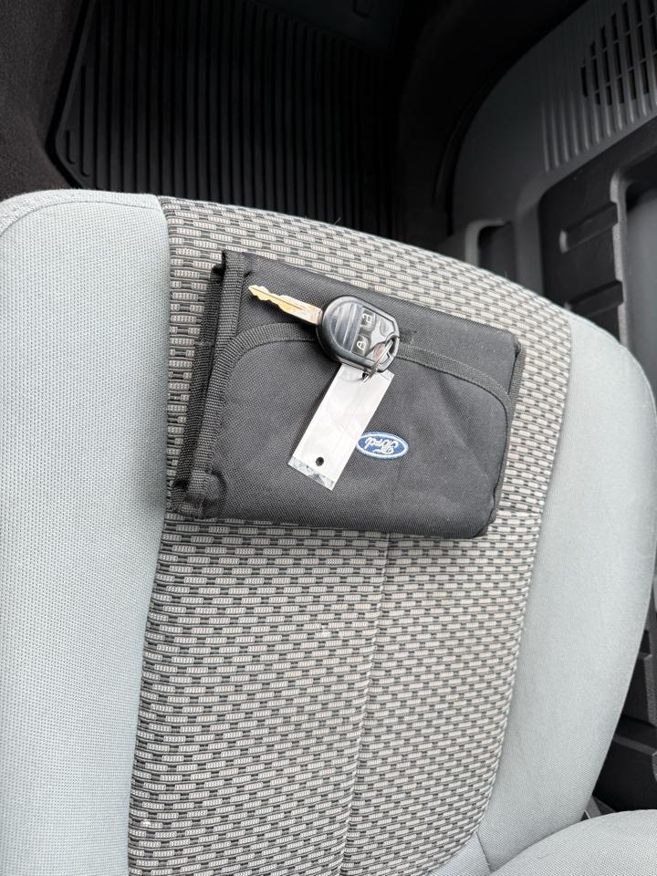 Ford Super Duty F-250 SRW XLT 4WD Crew Cab 8' Box 2015